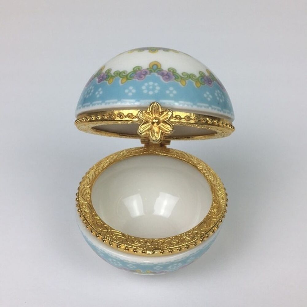 Vintage Trinket Jewelry Gift Box Round Floral Cottagecore Romantic Grandmother - Picture 3 of 8
